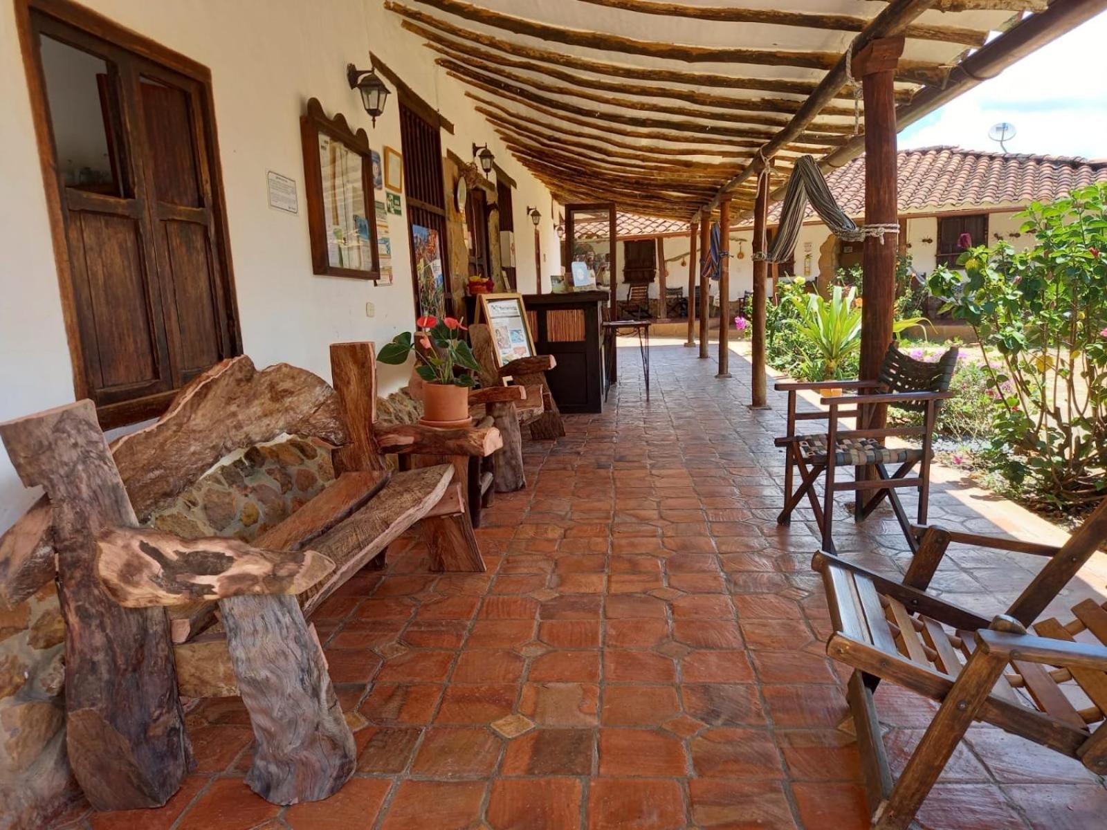 La Loma Hotel Баричара Екстериор снимка