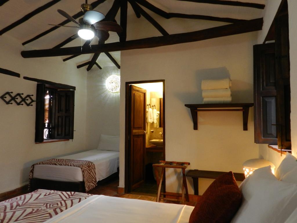 La Loma Hotel Баричара Екстериор снимка