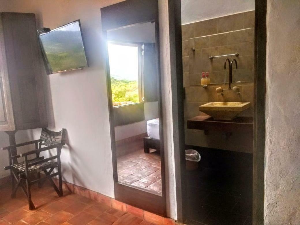 La Loma Hotel Баричара Екстериор снимка